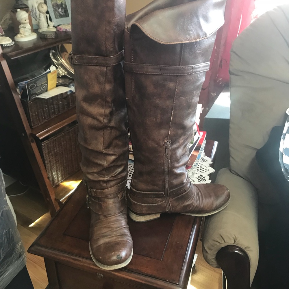 SOLD SOLD SOLD Brown leather over knee boots